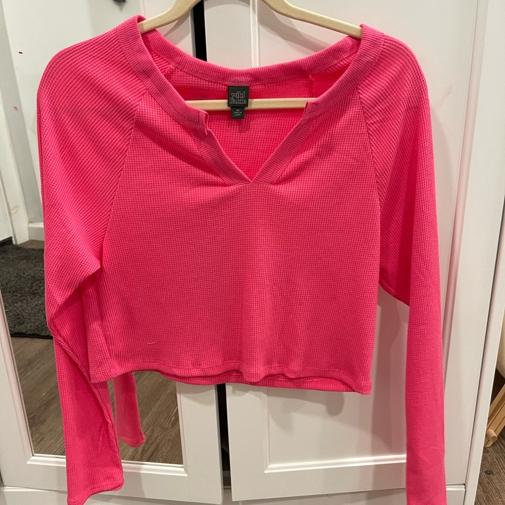 Pink long sleeve crop